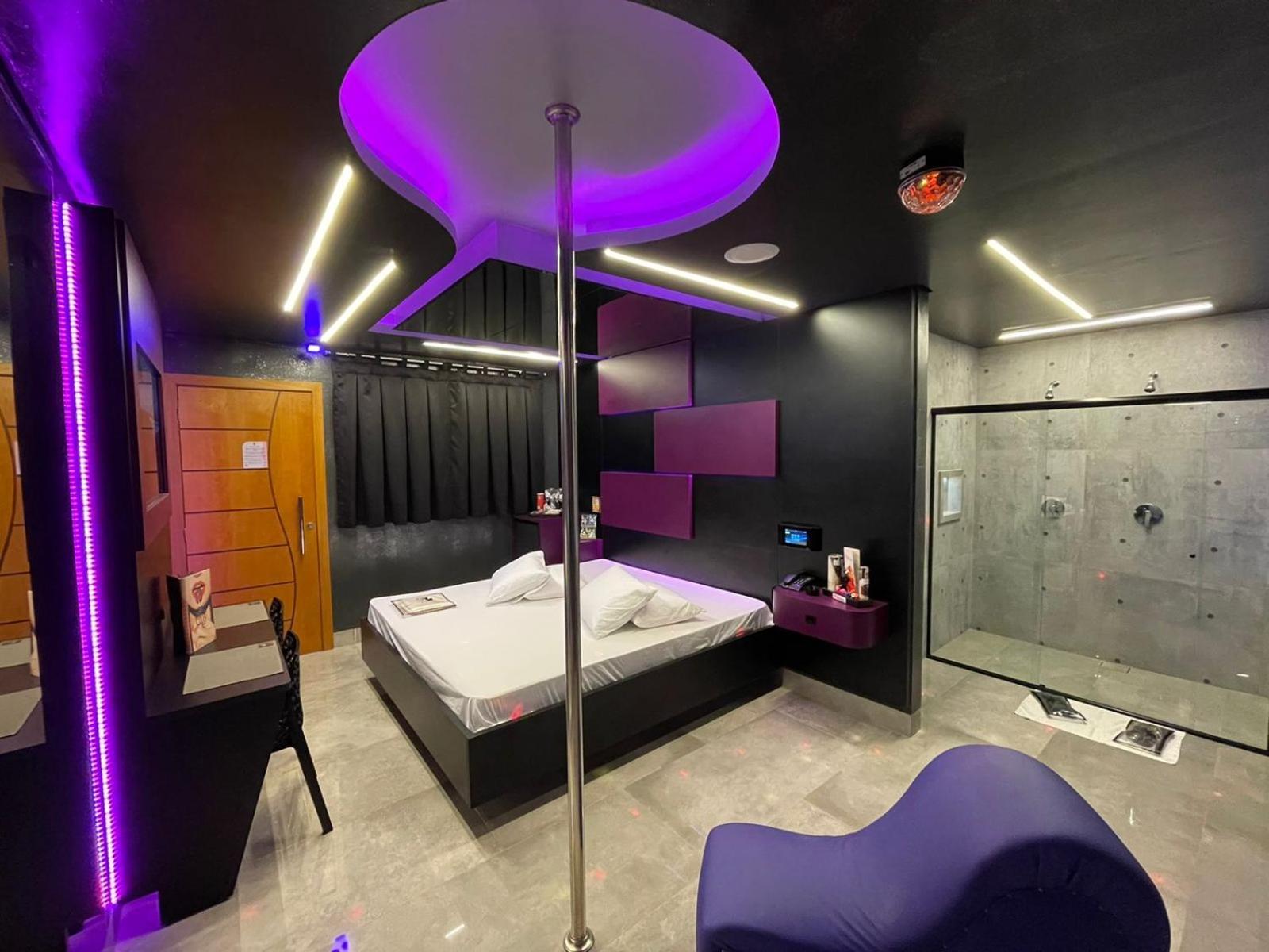Love hotel Eros *